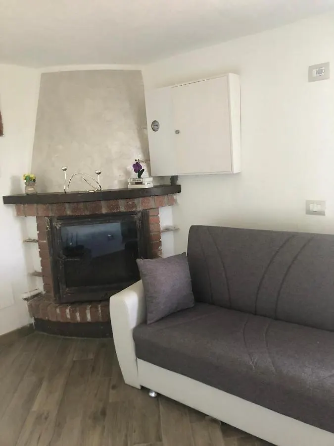 Casa Giulia Villa Aulla 0*,