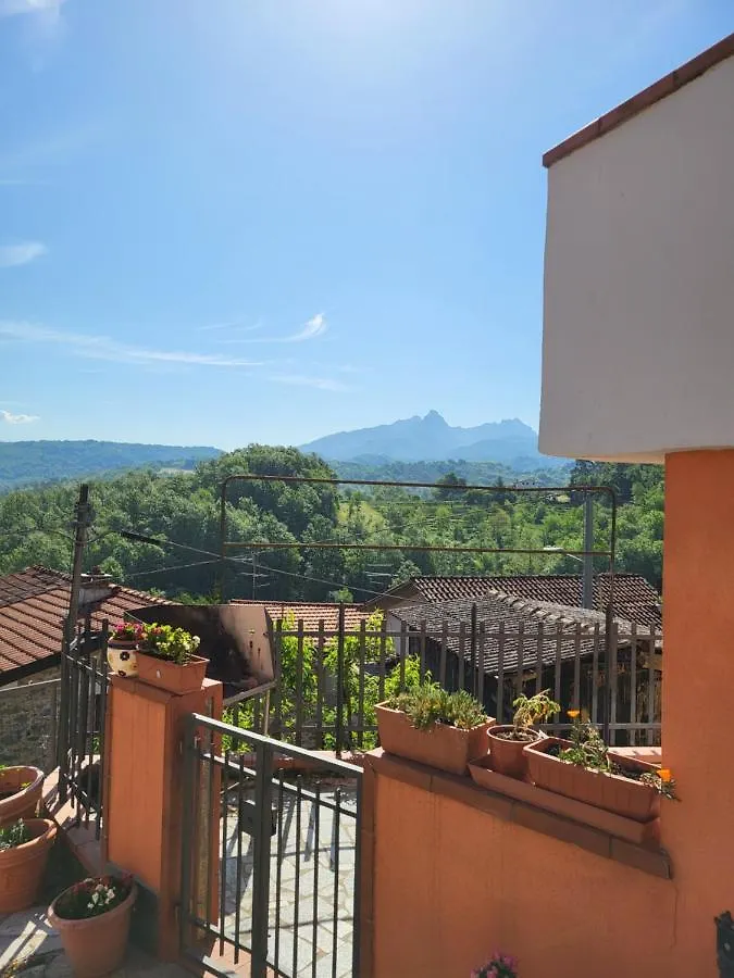 Casa Giulia Villa Aulla 0*,